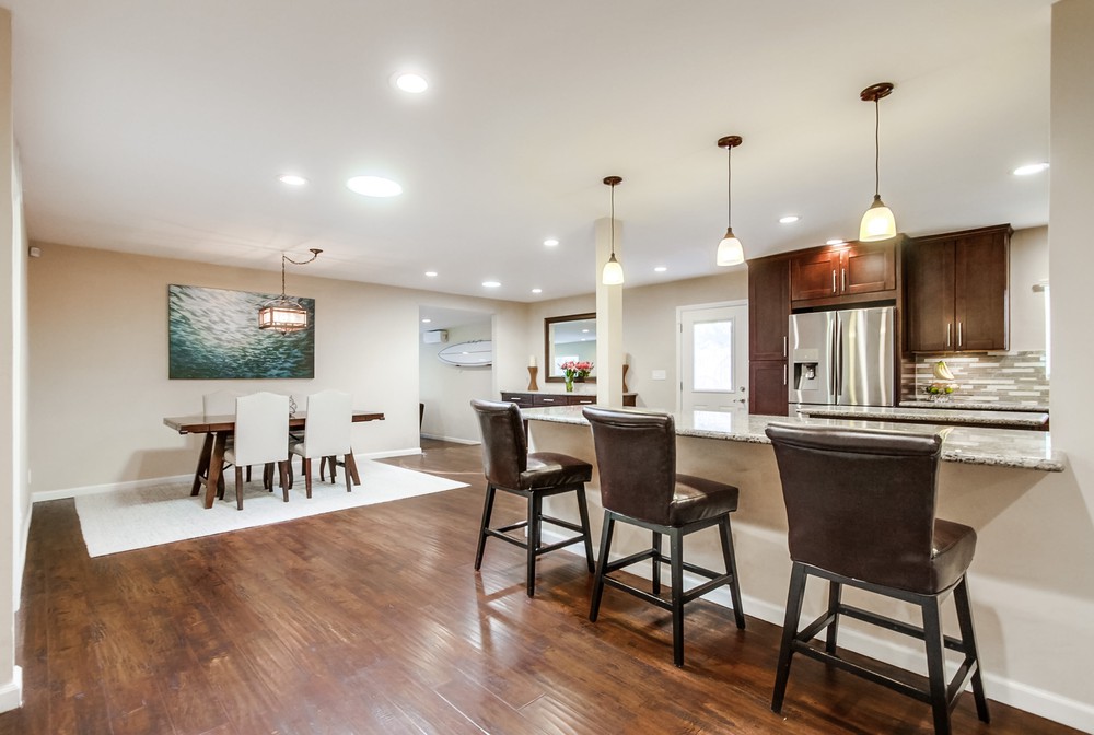 Virtual tour photo 21 of 64 for 5576 Elgin Ave