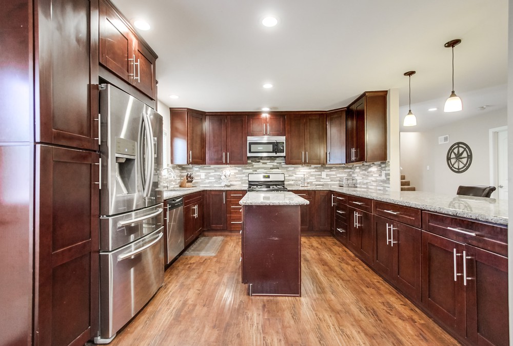 Virtual tour photo 24 of 64 for 5576 Elgin Ave