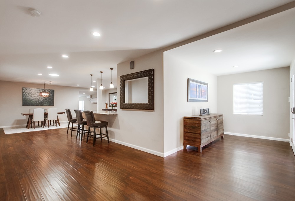 Virtual tour photo 29 of 64 for 5576 Elgin Ave
