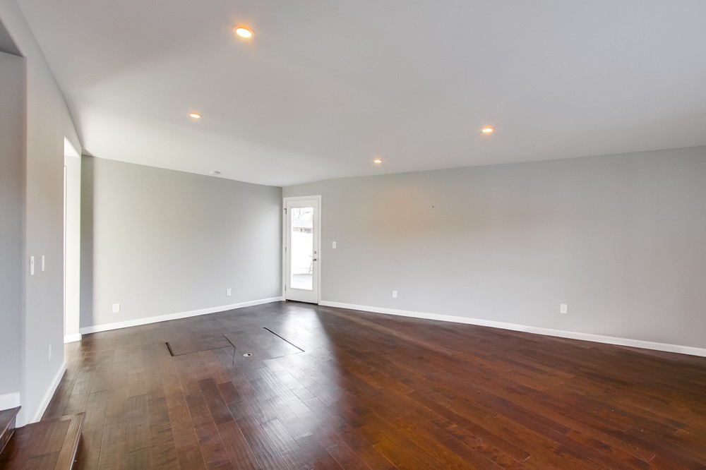 Virtual tour photo 35 of 75 for 5580 Hamill Ave