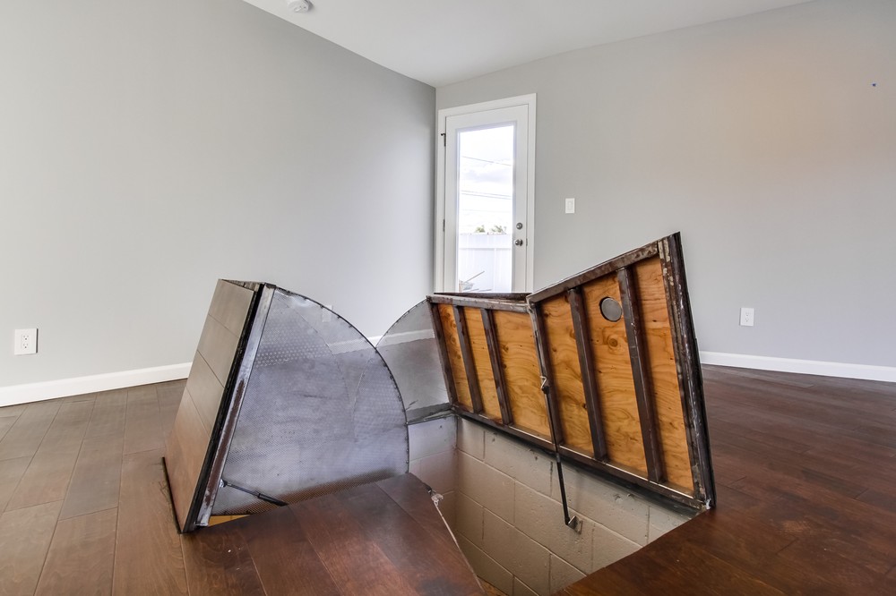 Virtual tour photo 37 of 75 for 5580 Hamill Ave