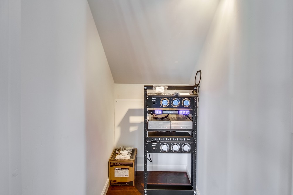 Virtual tour photo 66 of 75 for 5580 Hamill Ave