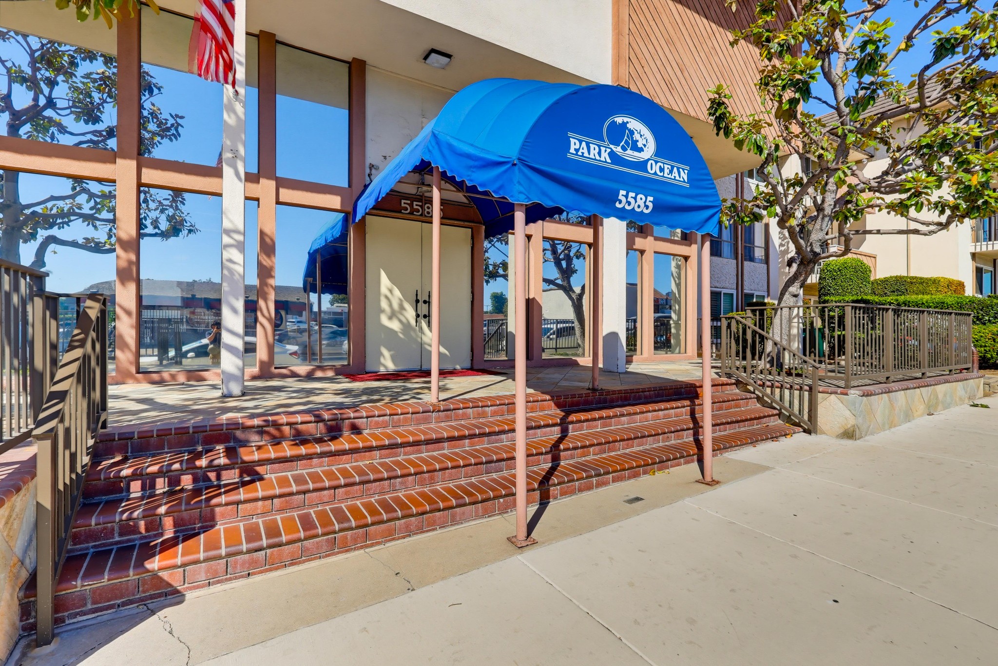 Virtual tour photo 4 of 47 for 5585 E Pacific Coast Hwy #107