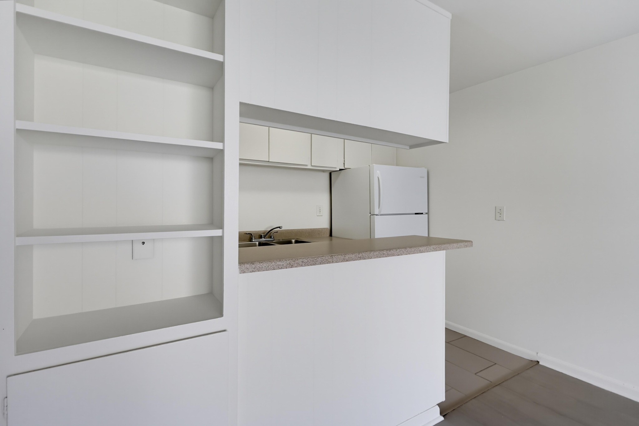 Virtual tour photo 15 of 47 for 5585 E Pacific Coast Hwy #107