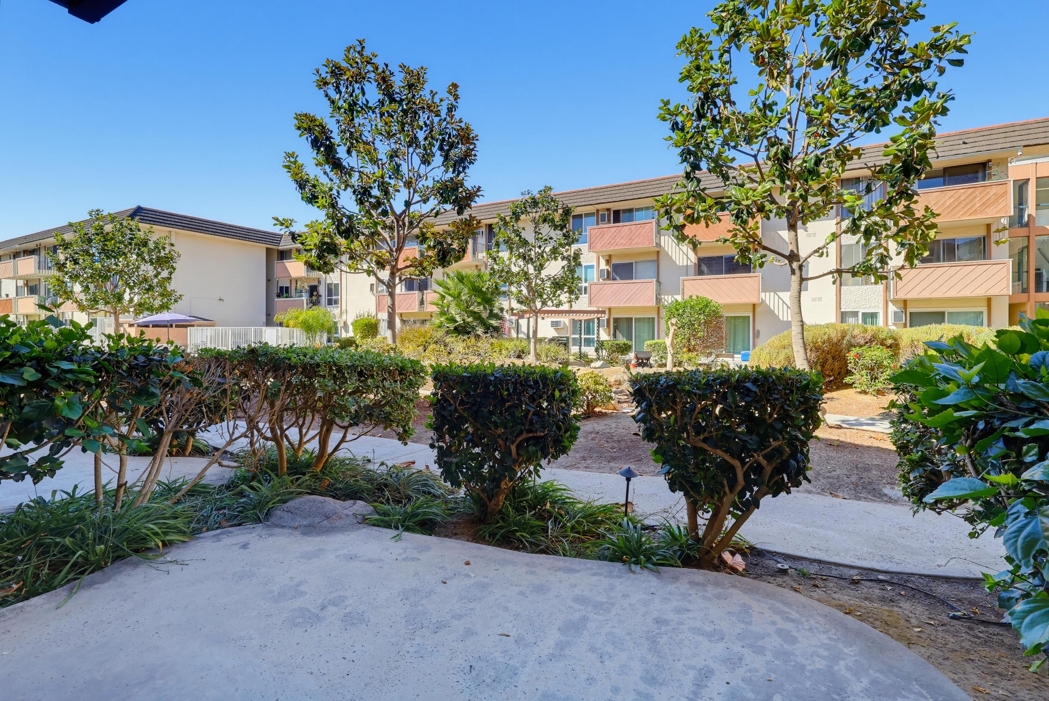 Virtual tour photo 27 of 47 for 5585 E Pacific Coast Hwy #107