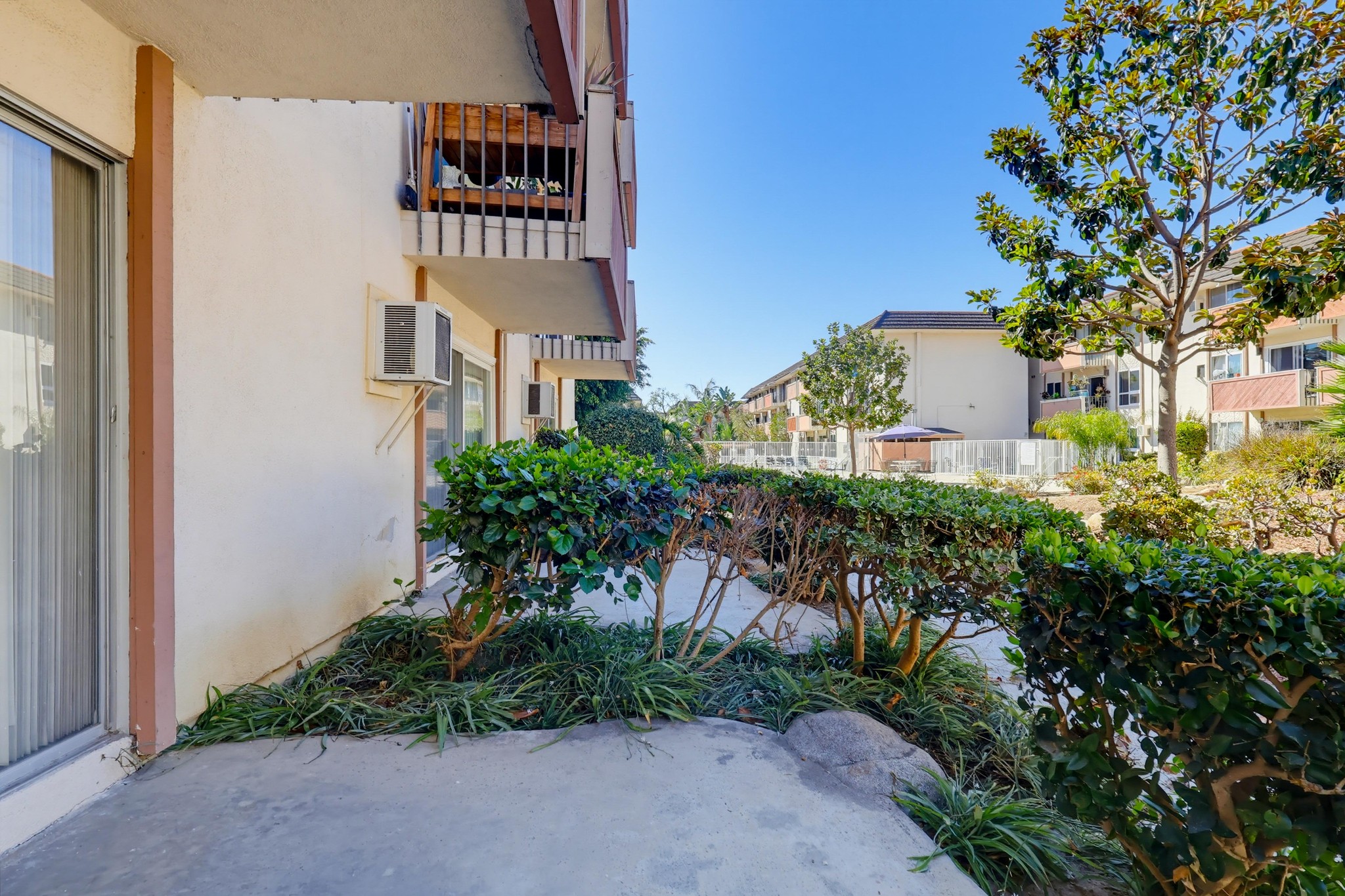 Virtual tour photo 31 of 47 for 5585 E Pacific Coast Hwy #107