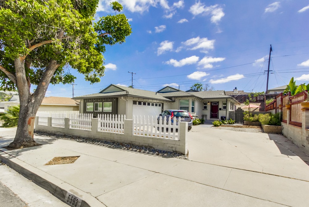 Virtual tour photo 1 of 41 for 5593 Hamill Ave