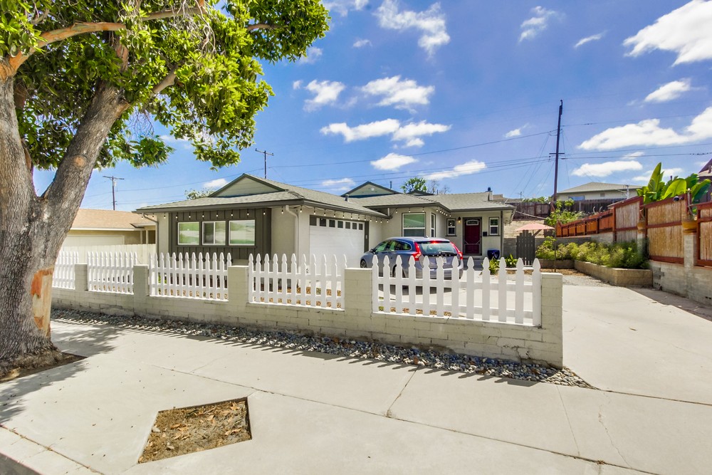 Virtual tour photo 3 of 41 for 5593 Hamill Ave