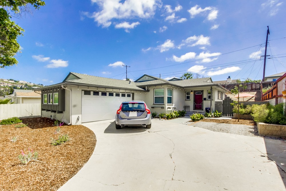 Virtual tour photo 5 of 41 for 5593 Hamill Ave