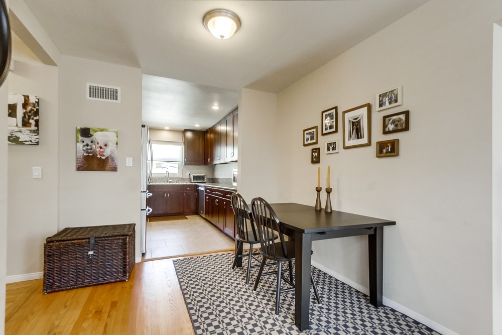 Virtual tour photo 11 of 41 for 5593 Hamill Ave