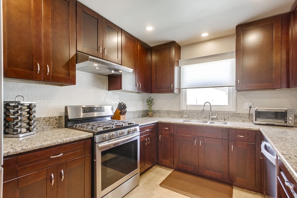 Virtual tour photo 16 of 41 for 5593 Hamill Ave