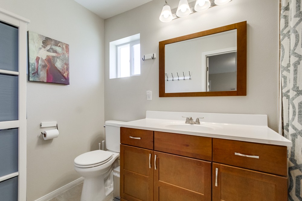 Virtual tour photo 23 of 41 for 5593 Hamill Ave