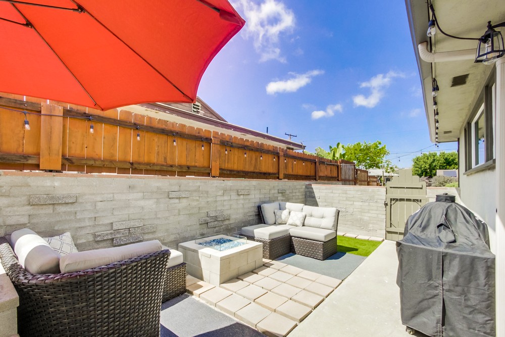 Virtual tour photo 32 of 41 for 5593 Hamill Ave