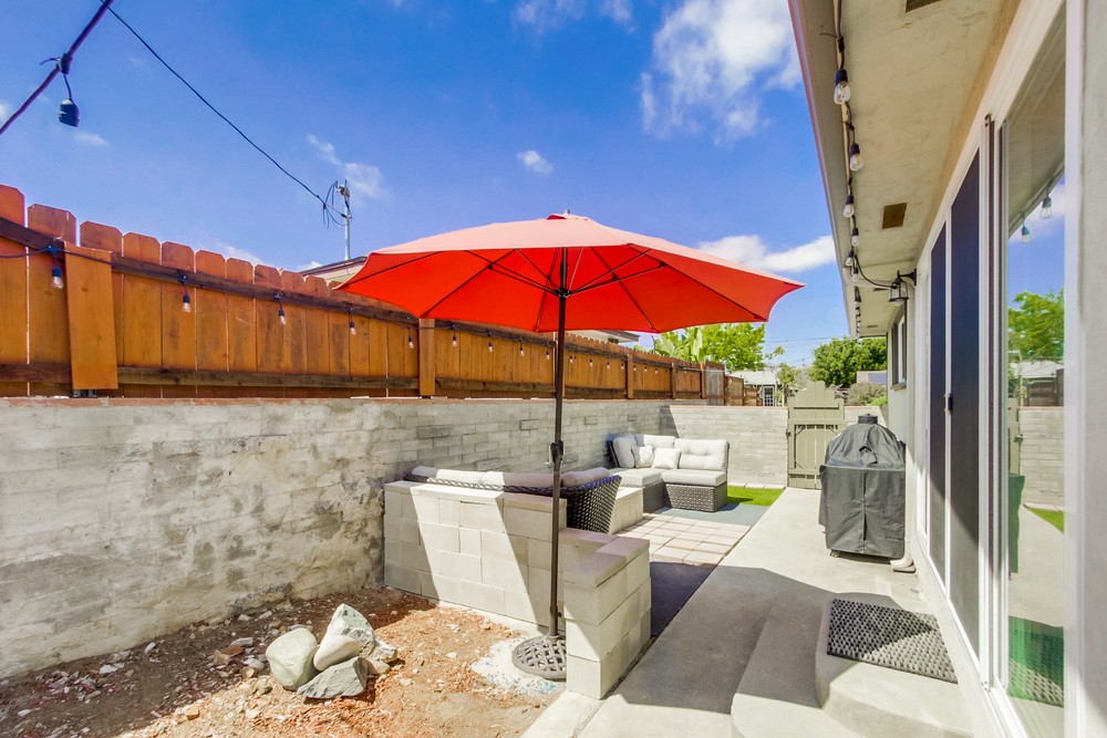 Virtual tour photo 33 of 41 for 5593 Hamill Ave