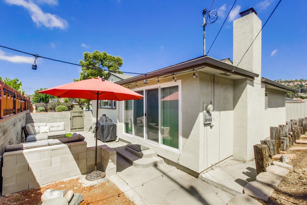 Virtual tour photo 34 of 41 for 5593 Hamill Ave