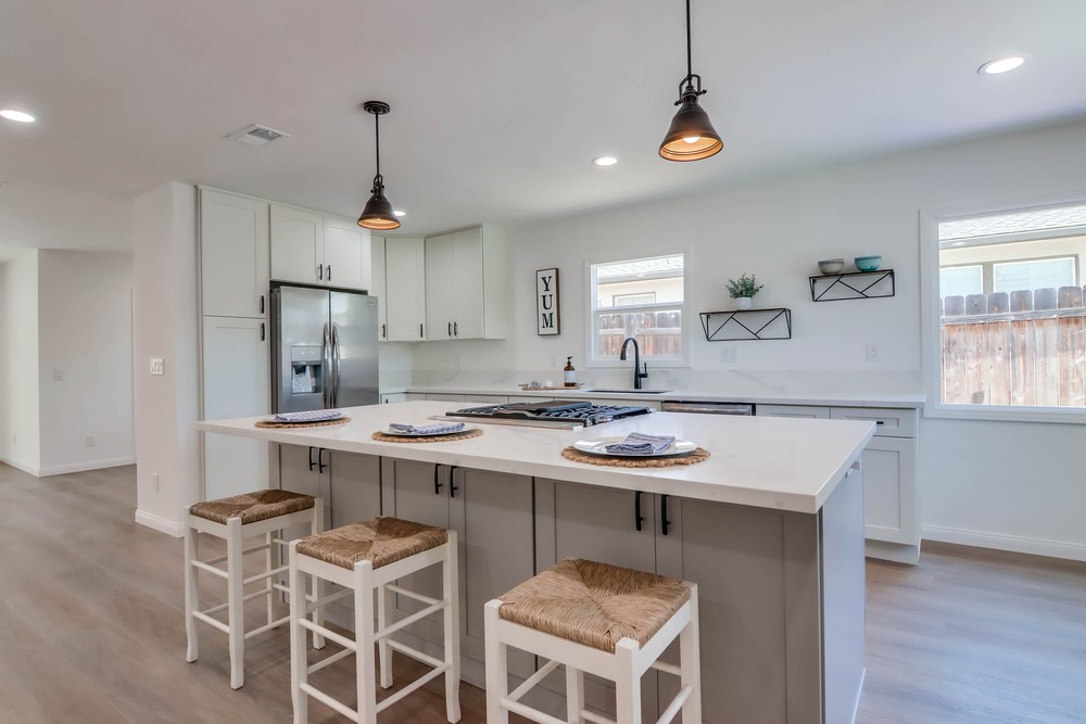 Virtual tour photo 9 of 48 for 5597 Hamill Ave