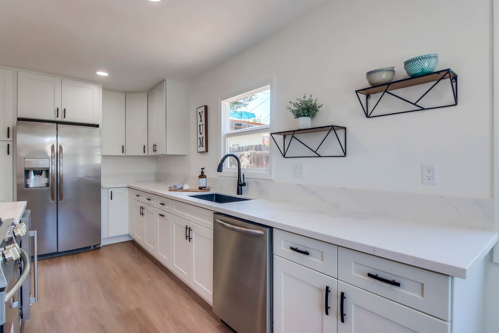 Virtual tour photo 13 of 48 for 5597 Hamill Ave