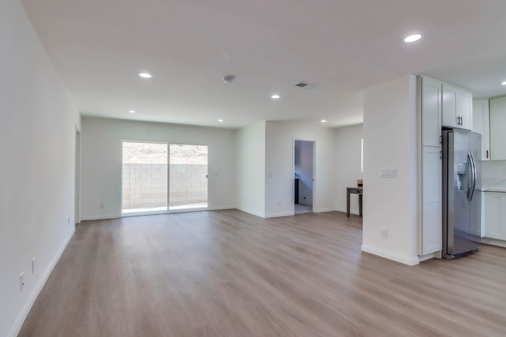 Virtual tour photo 18 of 48 for 5597 Hamill Ave