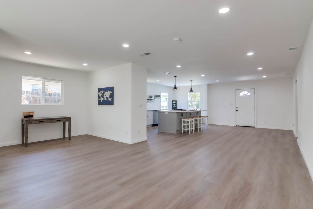 Virtual tour photo 26 of 48 for 5597 Hamill Ave