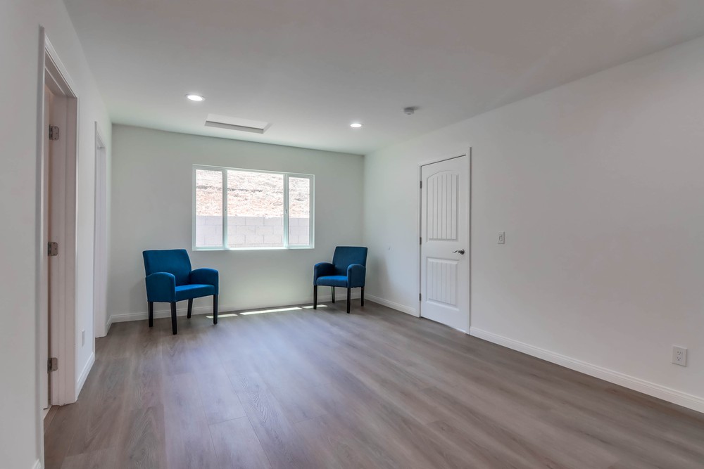 Virtual tour photo 33 of 48 for 5597 Hamill Ave