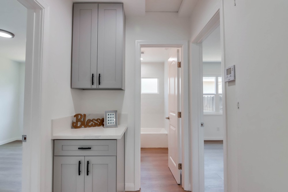 Virtual tour photo 38 of 48 for 5597 Hamill Ave