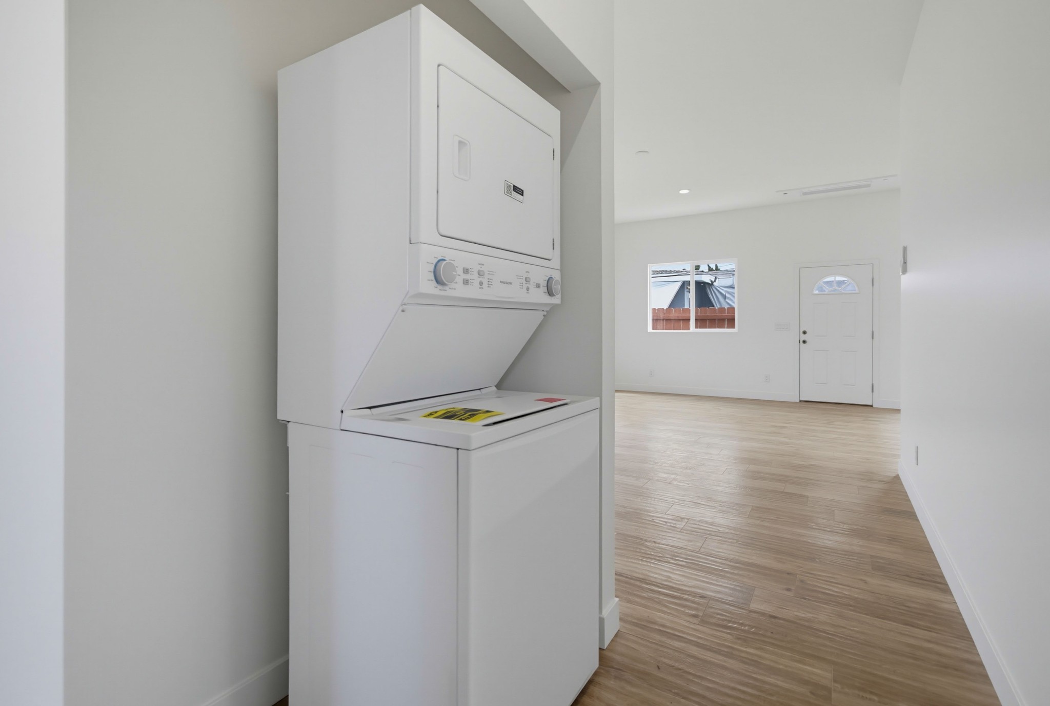 Virtual tour photo 15 of 32 for 560 F St