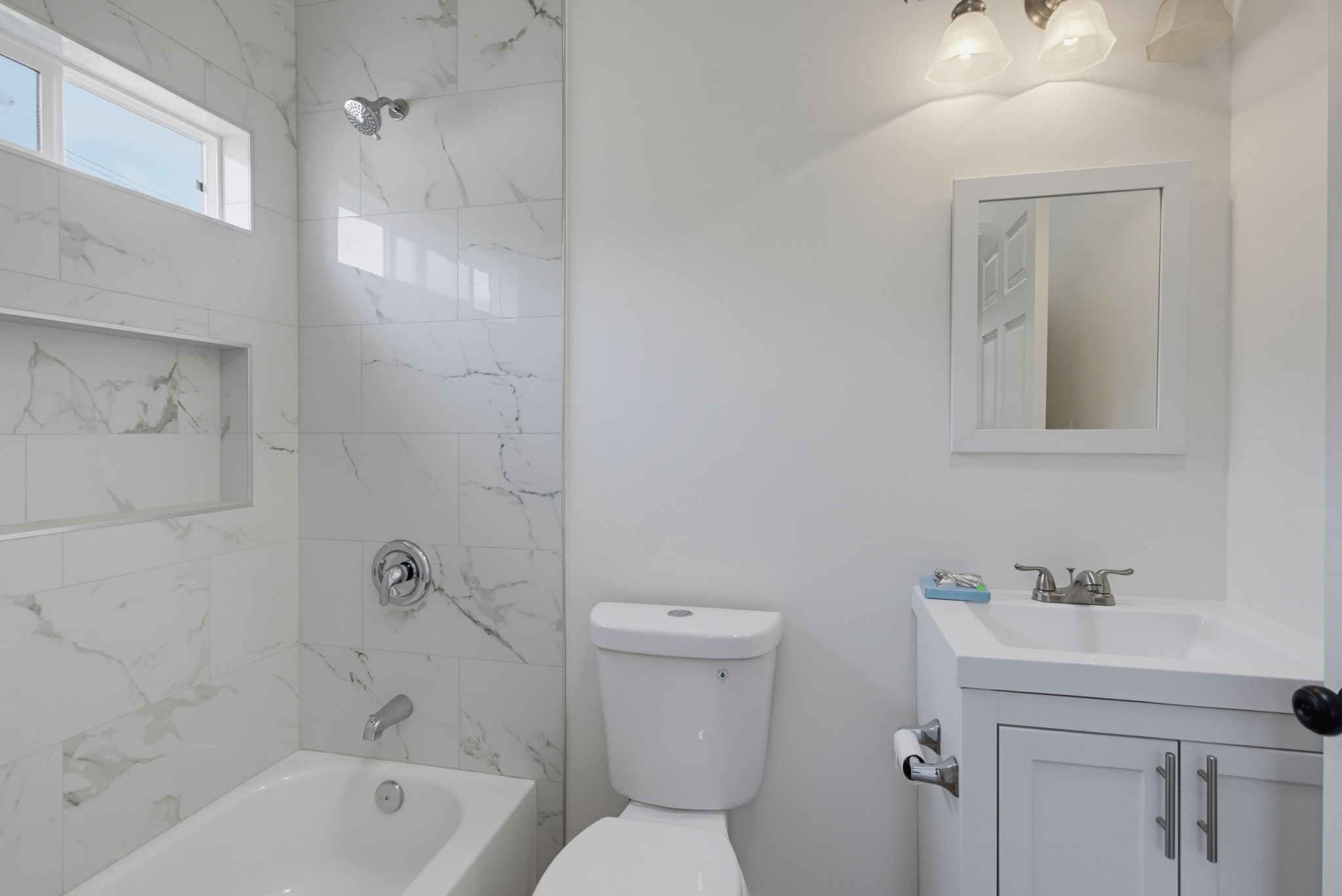Virtual tour photo 20 of 32 for 560 F St