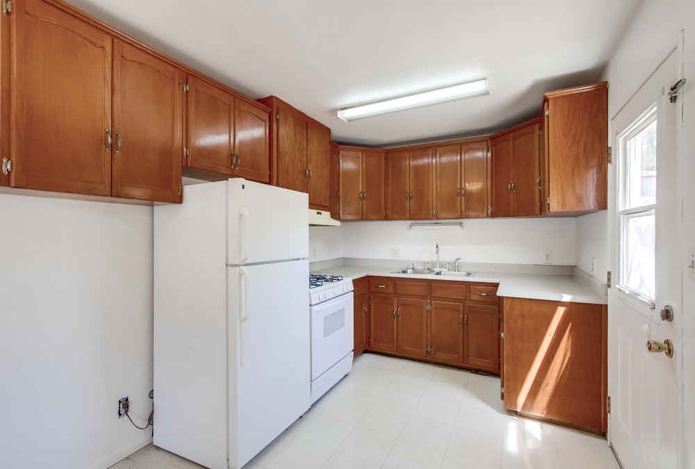 Virtual tour photo 13 of 38 for 5603 Cervantes Ave