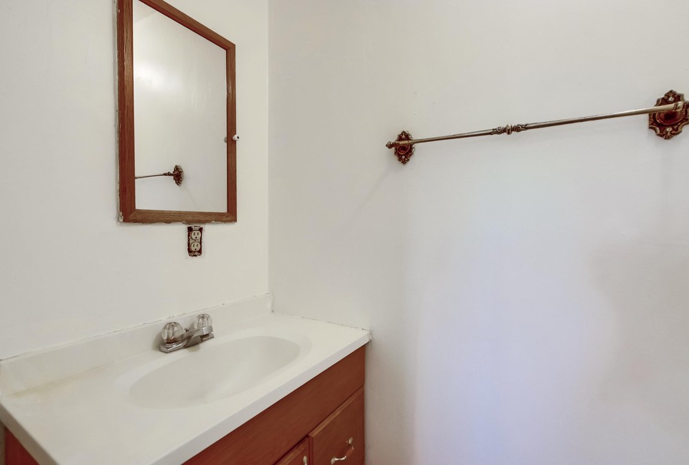 Virtual tour photo 20 of 38 for 5603 Cervantes Ave