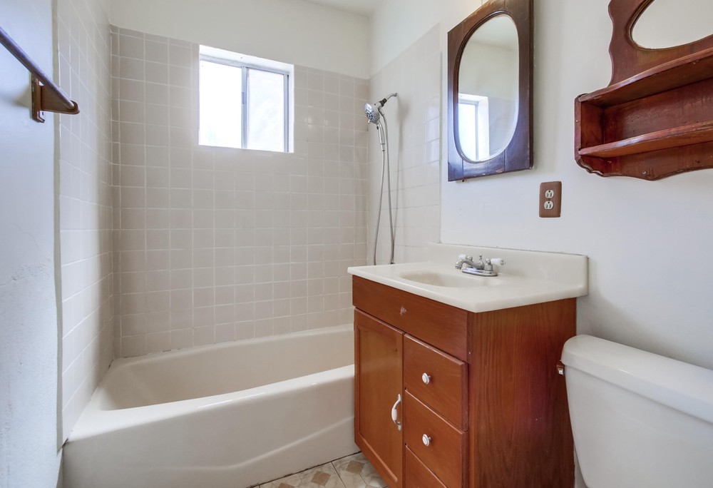 Virtual tour photo 30 of 38 for 5603 Cervantes Ave