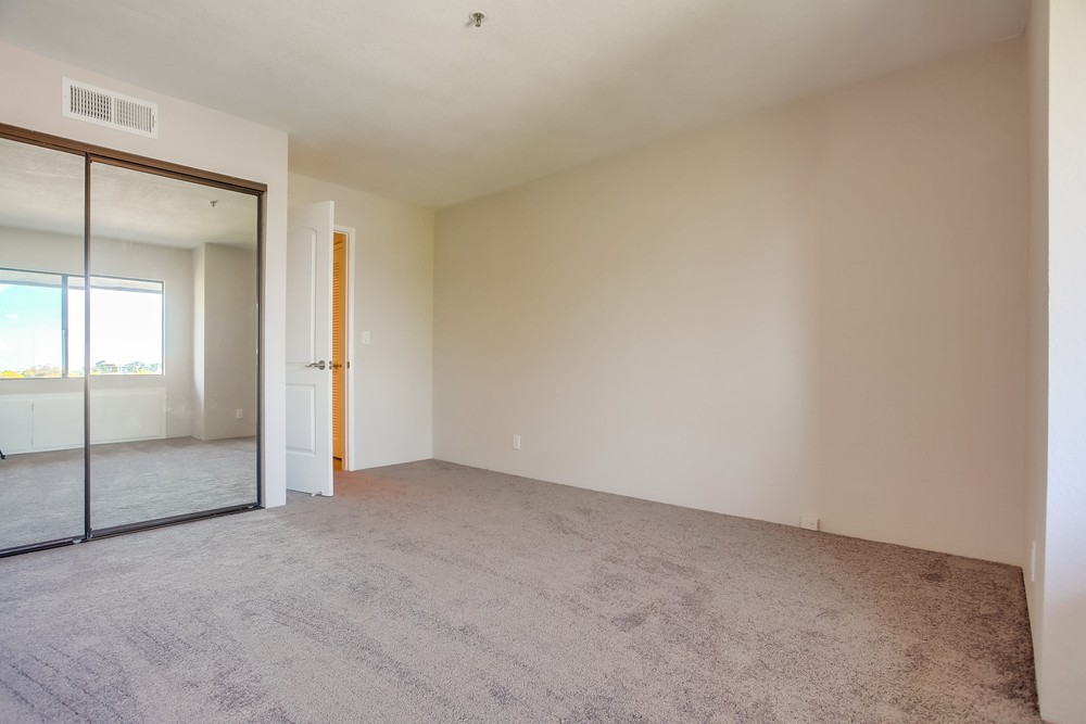 Virtual tour photo 33 of 43 for 5605 Friars Rd UNIT 324