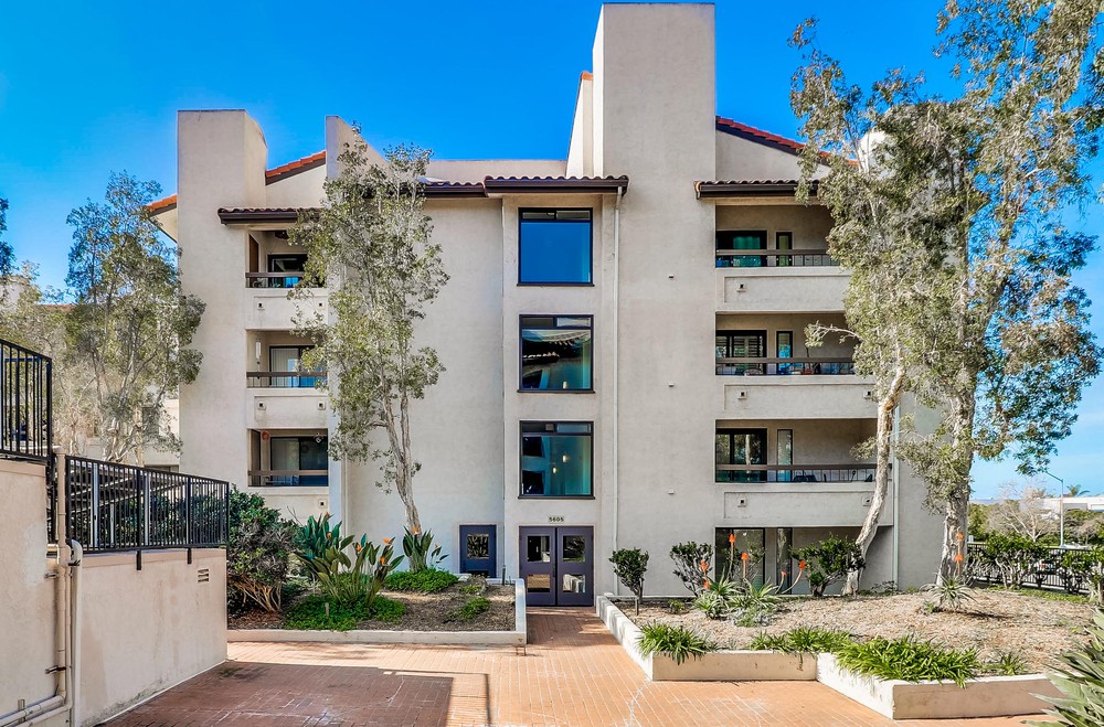Virtual tour photo 1 of 54 for 5605 Friars Rd