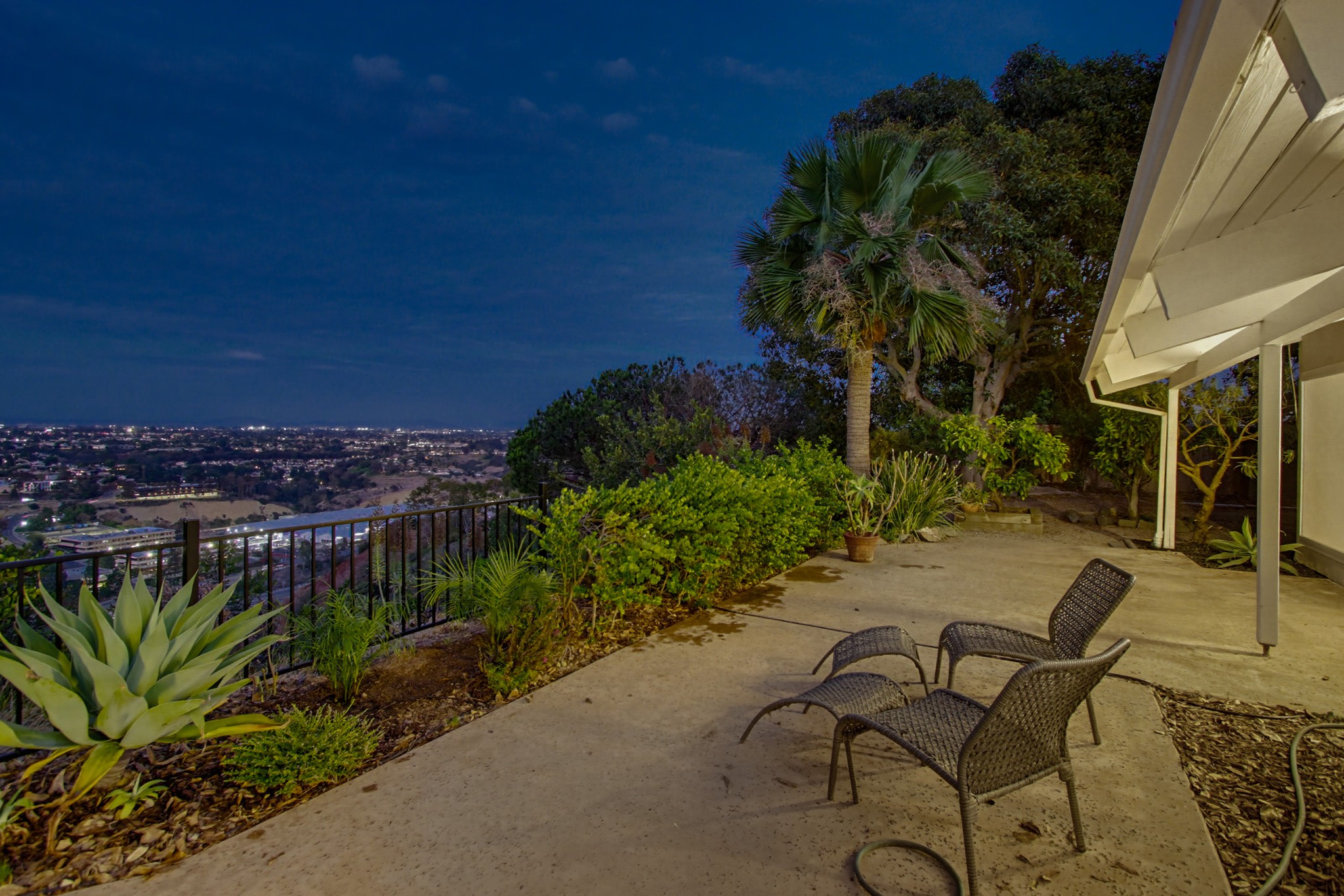 Virtual tour photo 7 of 81 for 5605 Soledad Mountain Rd