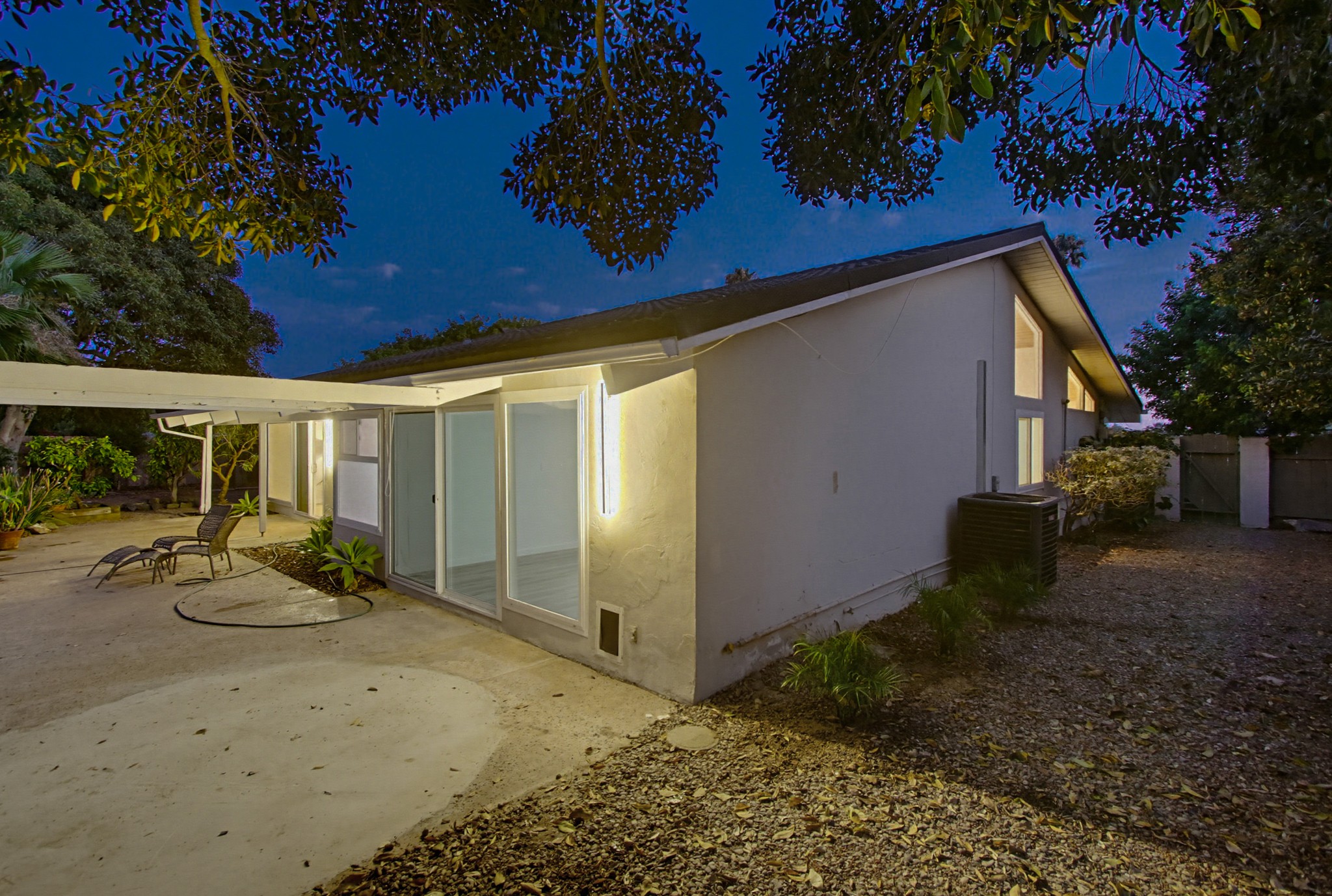 Virtual tour photo 10 of 81 for 5605 Soledad Mountain Rd