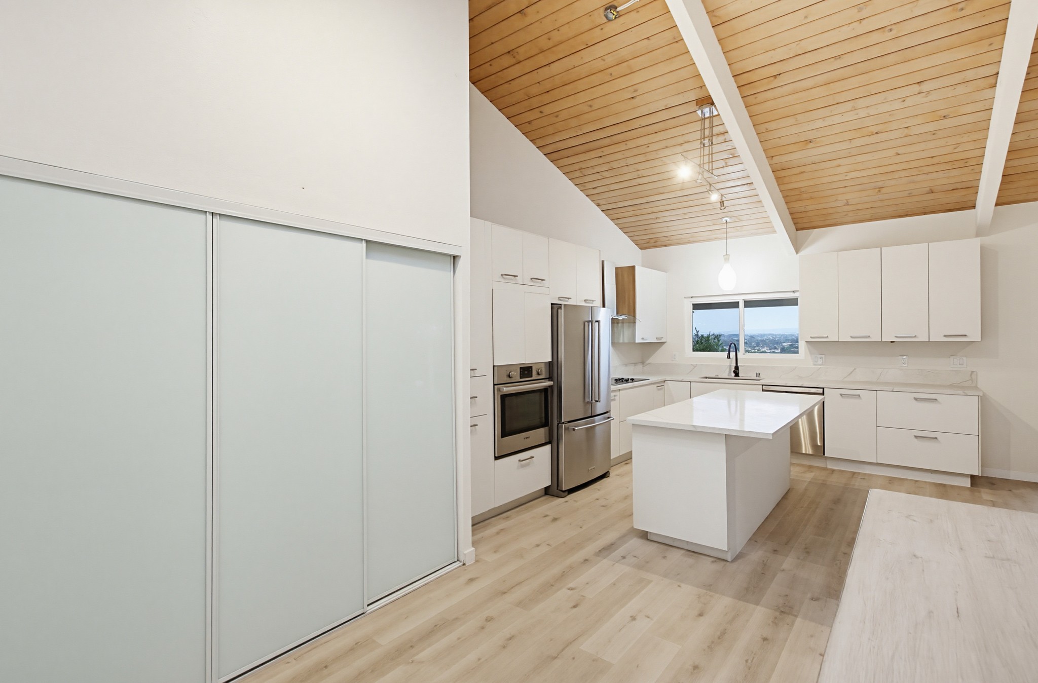 Virtual tour photo 35 of 81 for 5605 Soledad Mountain Rd