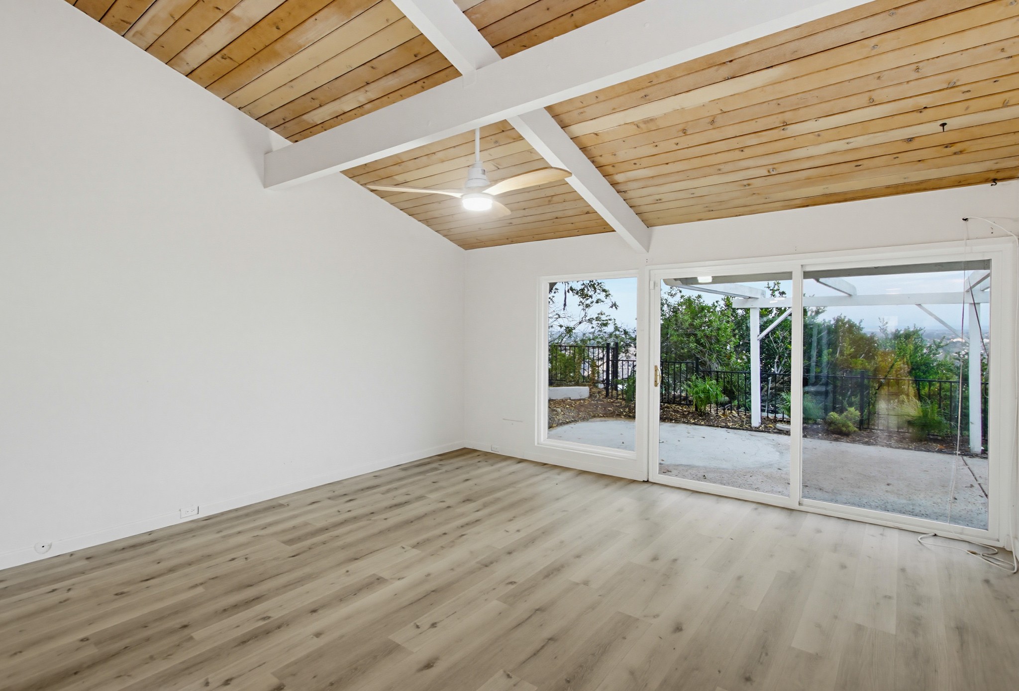 Virtual tour photo 40 of 81 for 5605 Soledad Mountain Rd