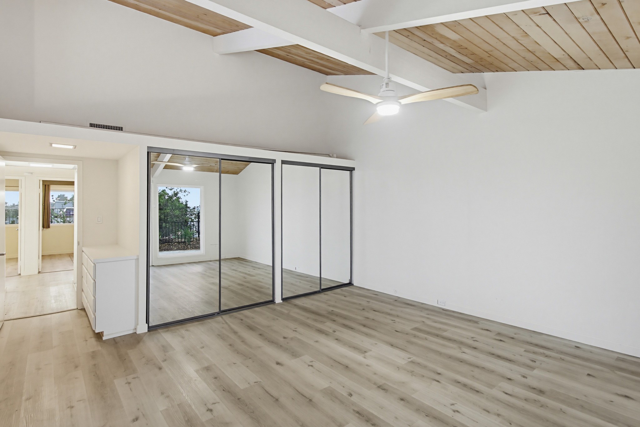 Virtual tour photo 43 of 81 for 5605 Soledad Mountain Rd