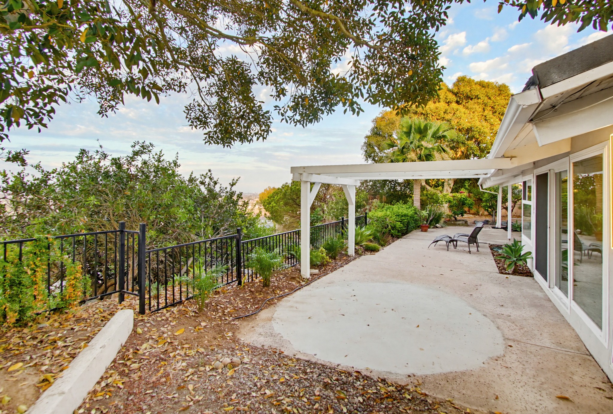 Virtual tour photo 66 of 81 for 5605 Soledad Mountain Rd
