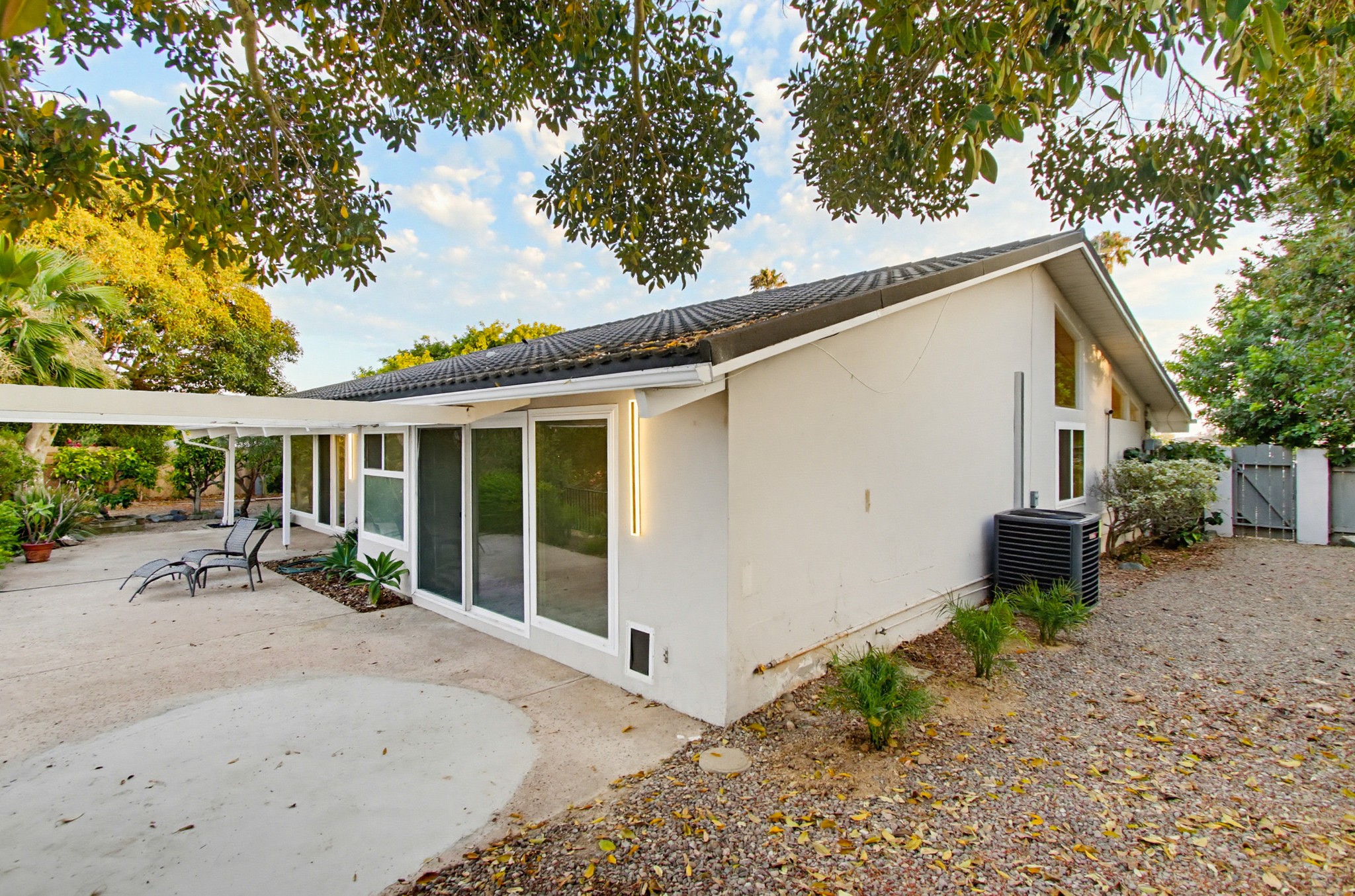 Virtual tour photo 67 of 81 for 5605 Soledad Mountain Rd