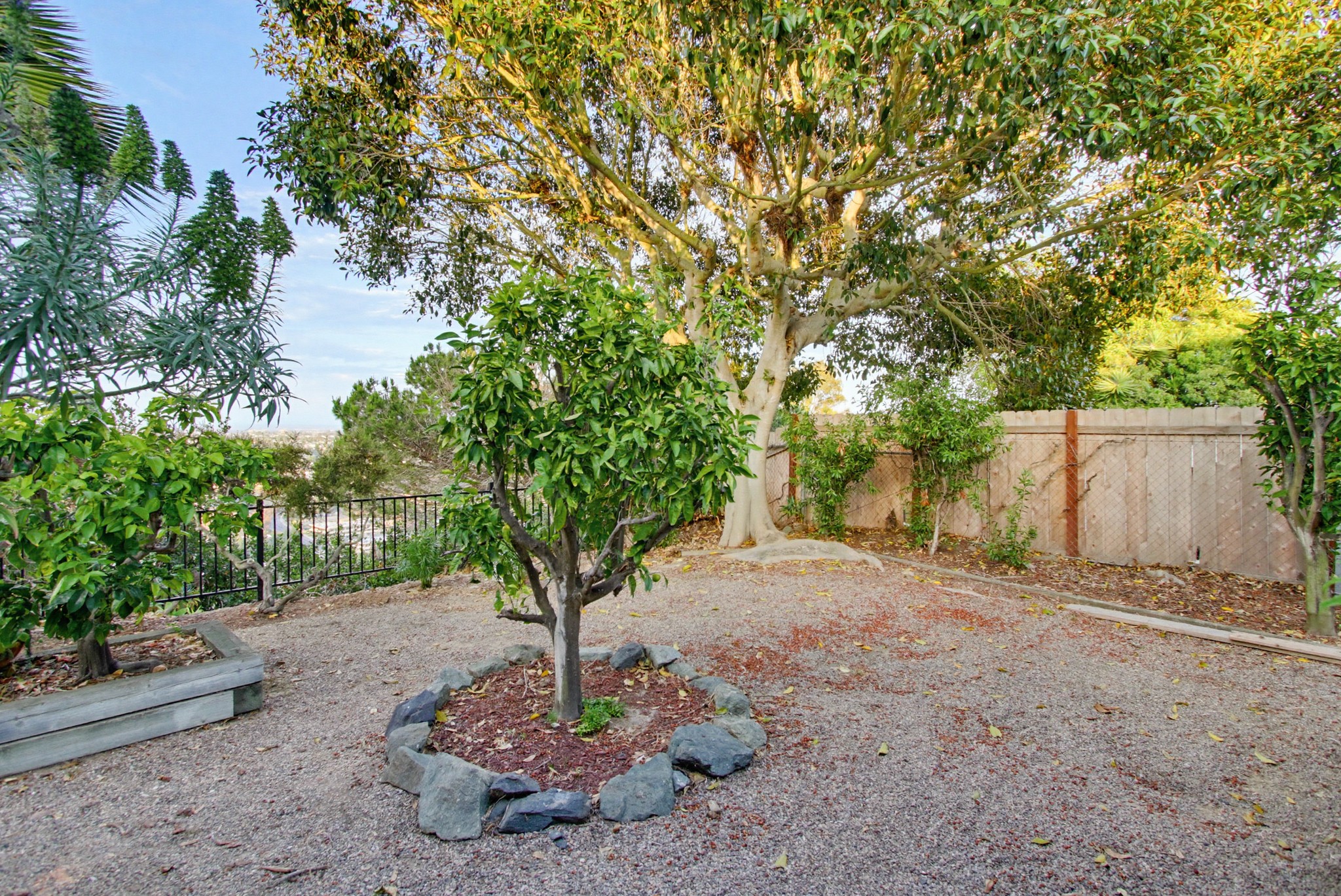 Virtual tour photo 70 of 81 for 5605 Soledad Mountain Rd