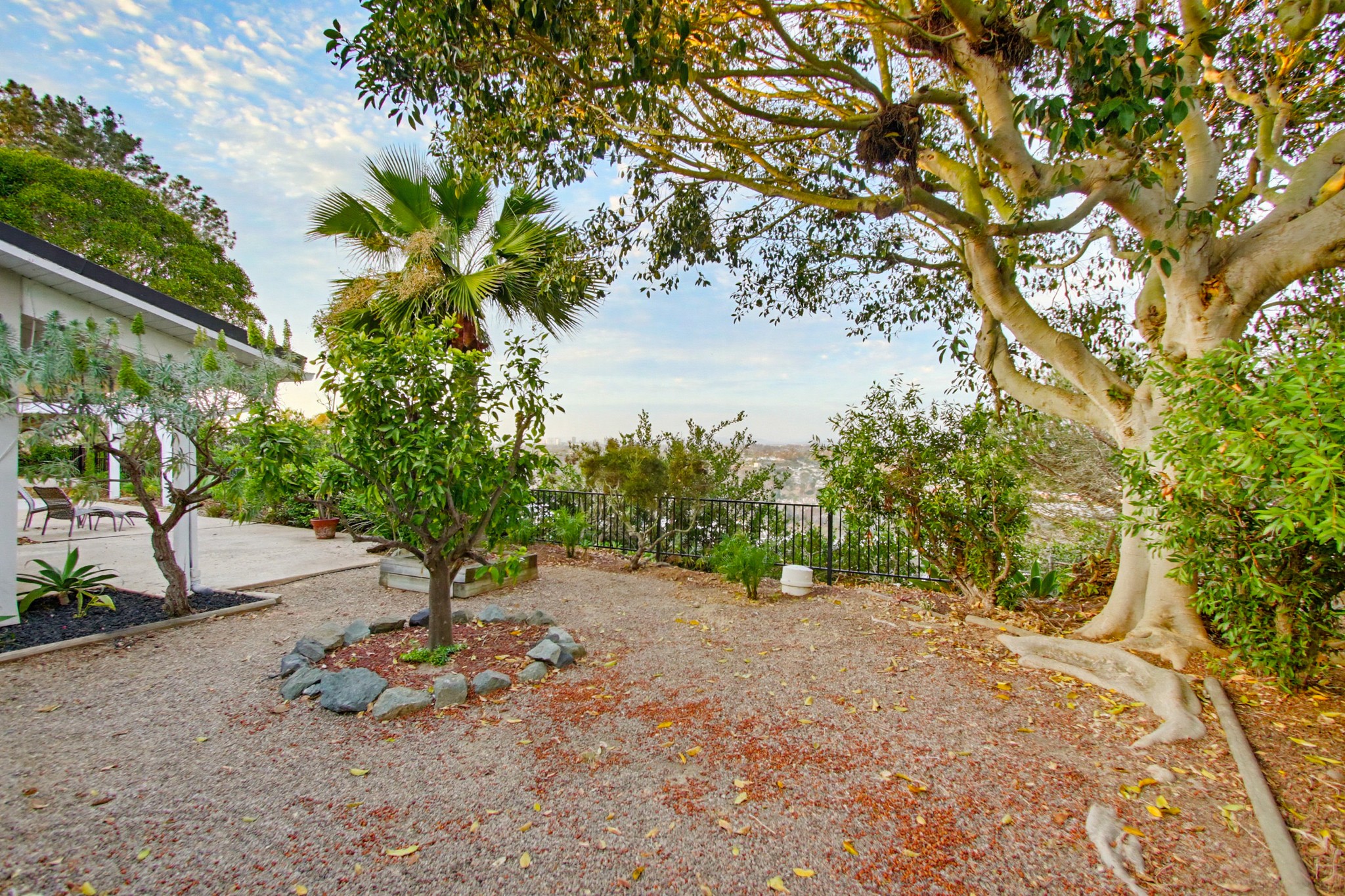 Virtual tour photo 73 of 81 for 5605 Soledad Mountain Rd