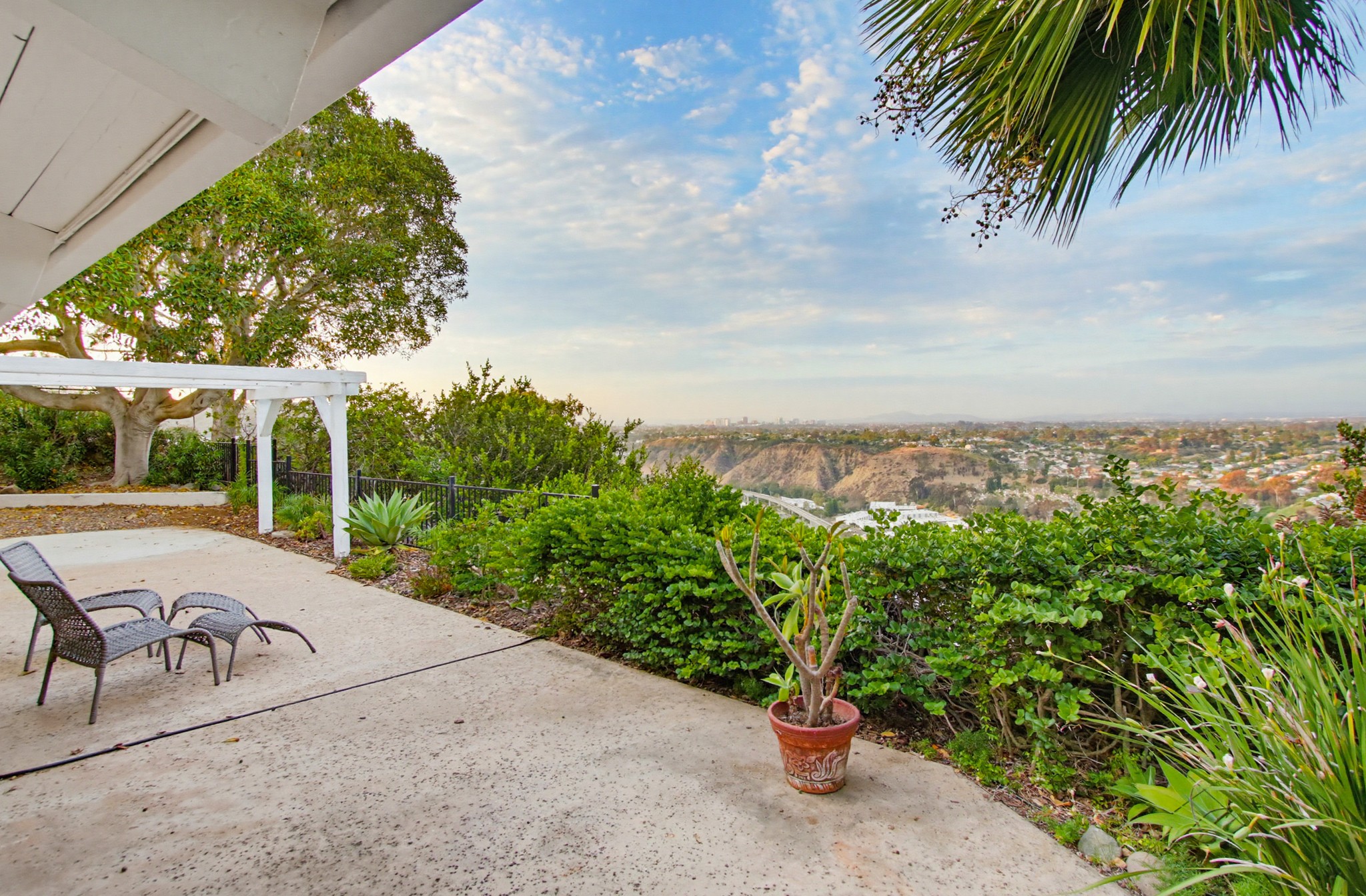 Virtual tour photo 74 of 81 for 5605 Soledad Mountain Rd