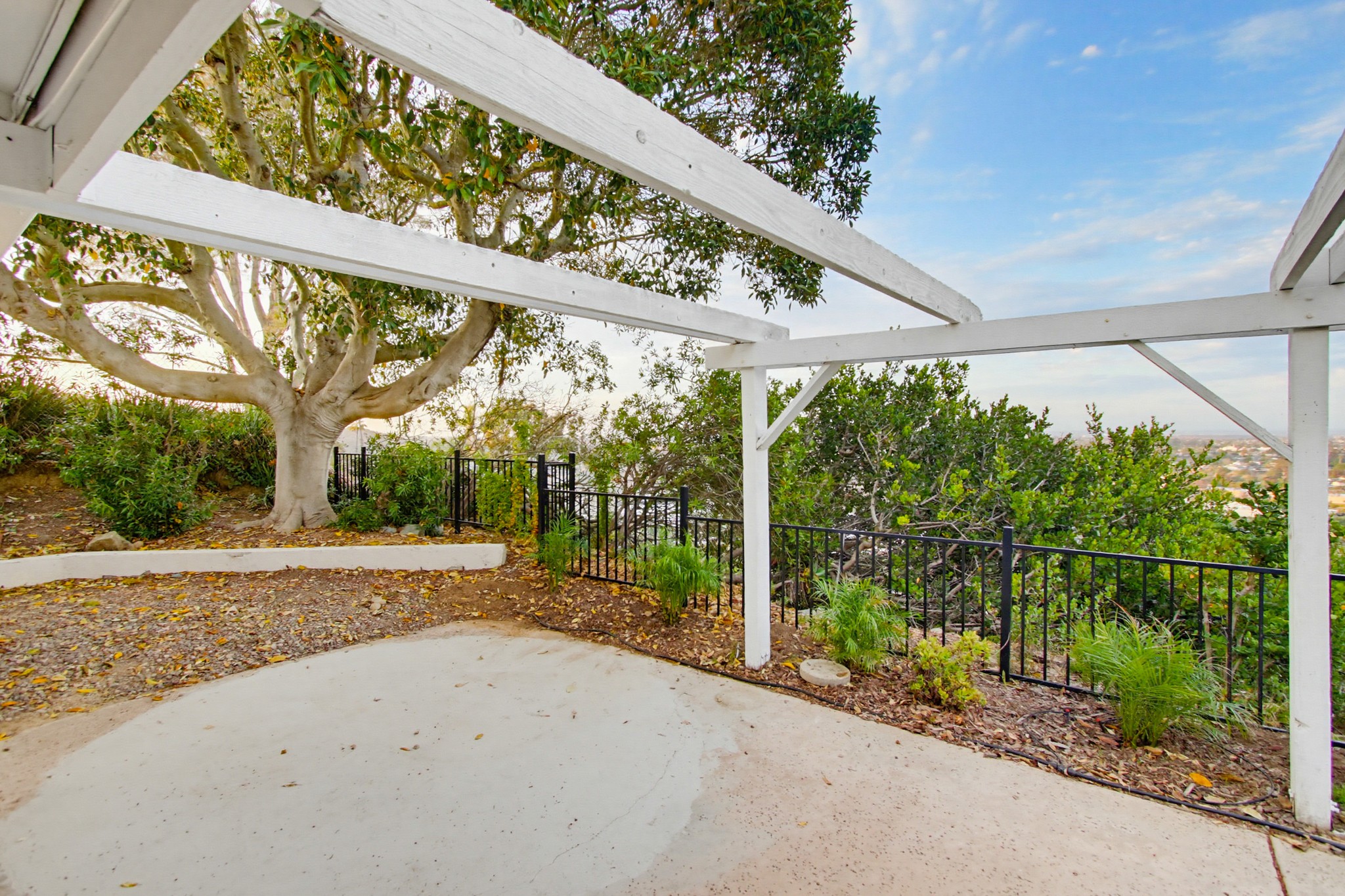 Virtual tour photo 76 of 81 for 5605 Soledad Mountain Rd