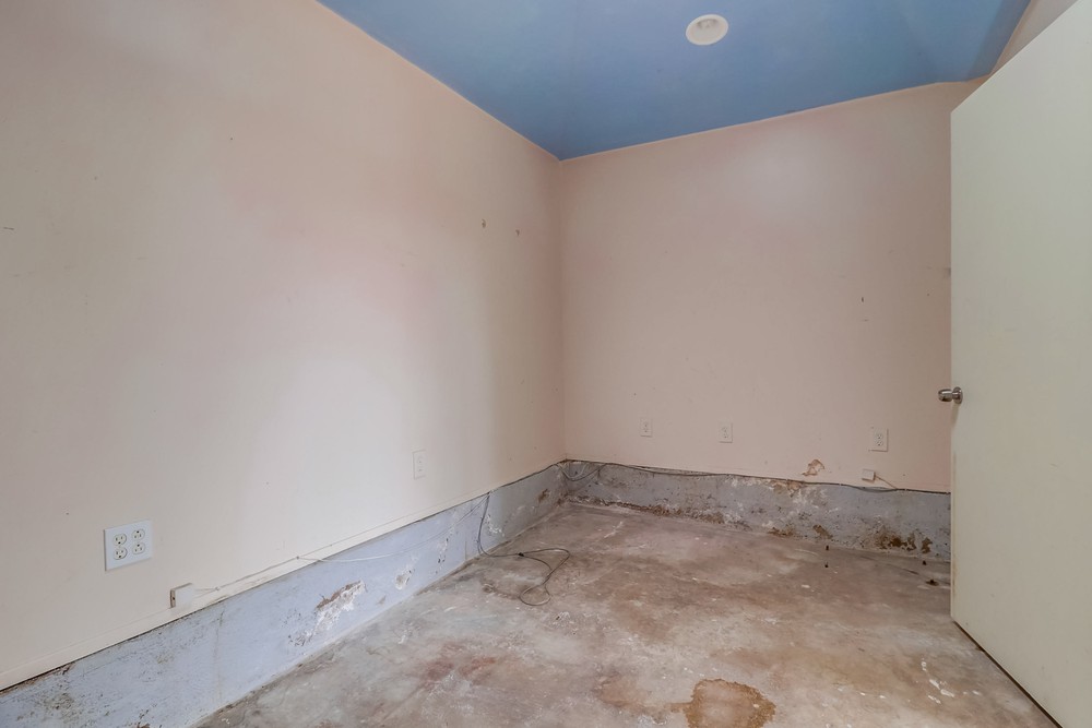 Virtual tour photo 35 of 47 for 5606 Meade Ave
