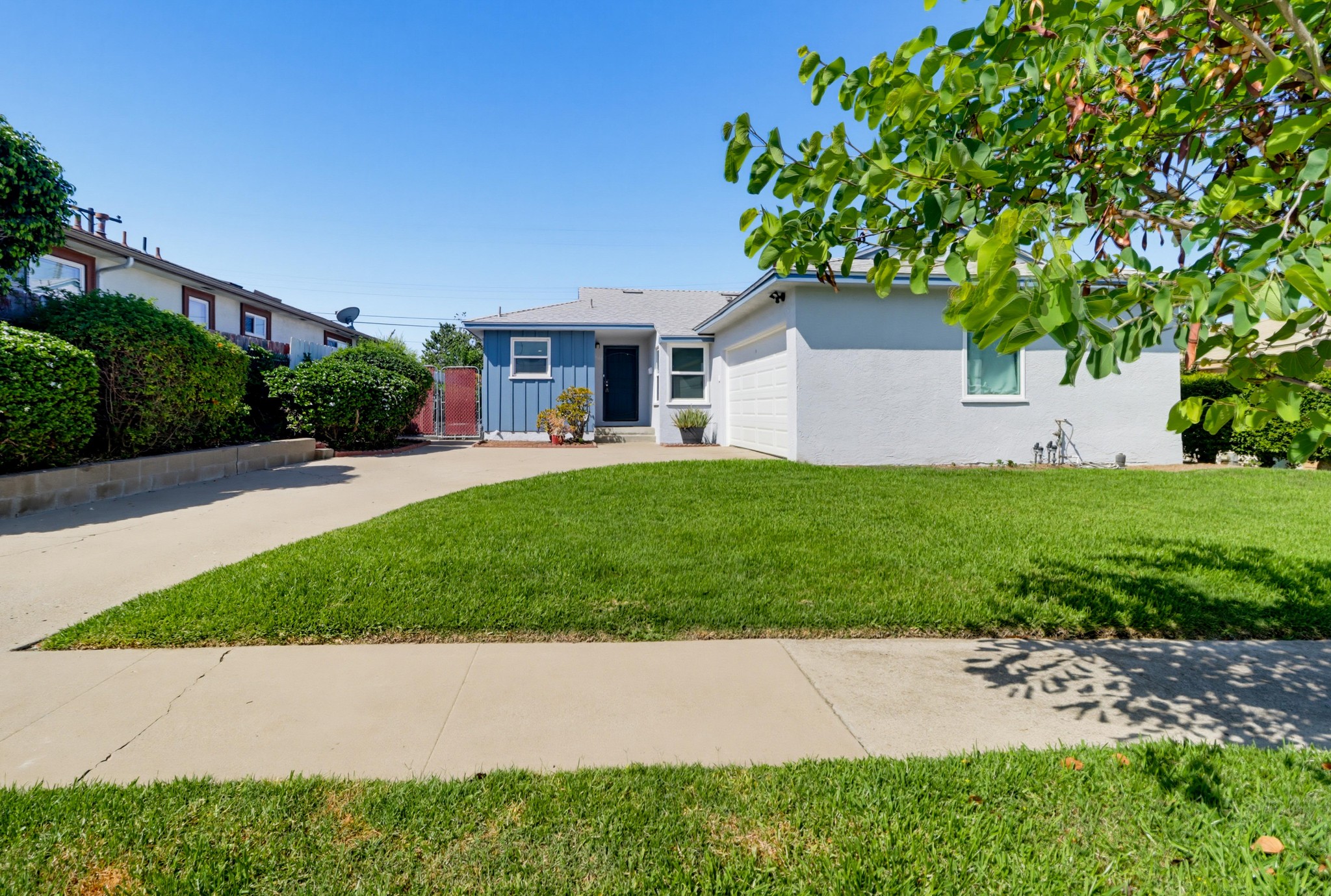 Virtual tour photo 3 of 41 for 5609 Barclay Ave