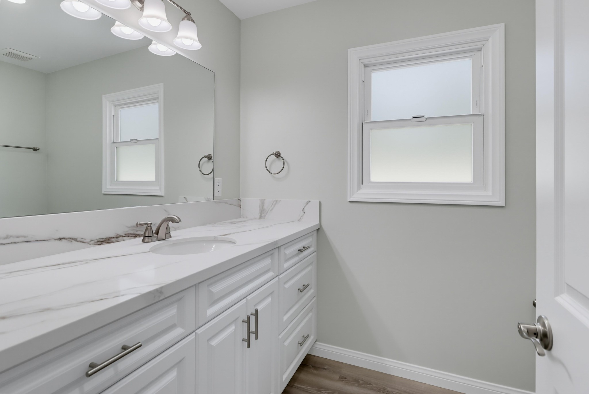 Virtual tour photo 24 of 41 for 5609 Barclay Ave