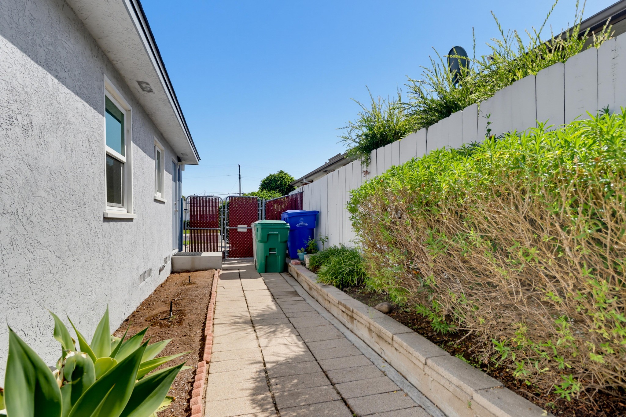Virtual tour photo 38 of 41 for 5609 Barclay Ave