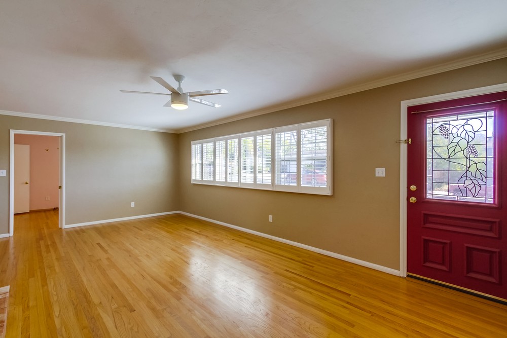 Virtual tour photo 7 of 34 for 5610 Raymar Ave
