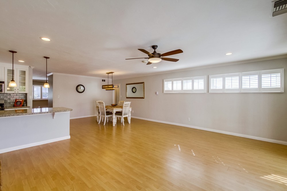 Virtual tour photo 11 of 34 for 5610 Raymar Ave