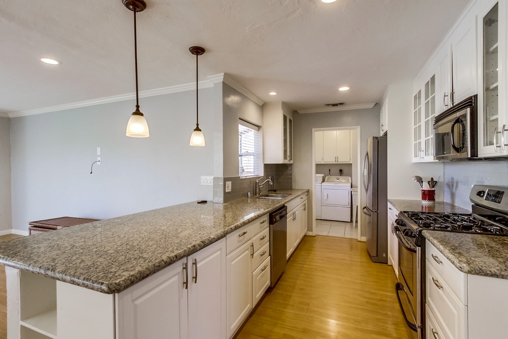 Virtual tour photo 15 of 34 for 5610 Raymar Ave
